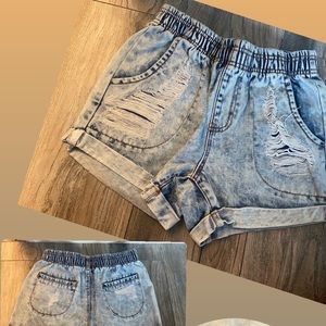 CARMAR Jean shorts